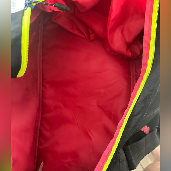 PUMA Black and Pink Duffel Bag - Picture 4 of 4